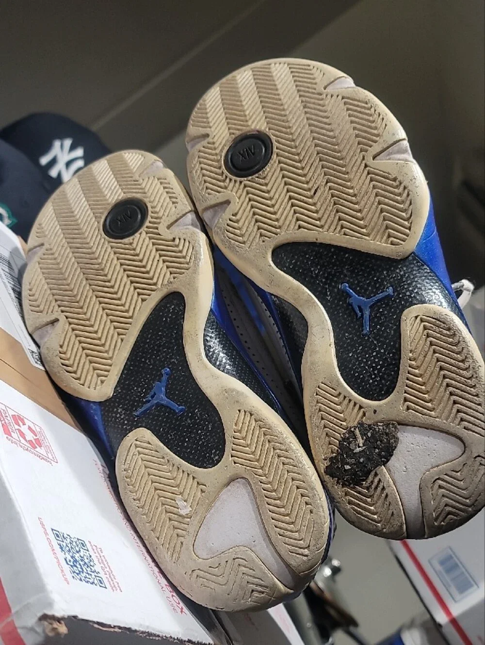 Jordan Men's White and Blue Retro Sneakers